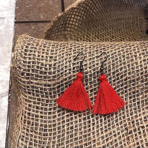 Rustic Red Tassel Earrings Handmade USA Boho Festival Light Weight - Picture 3 of 6